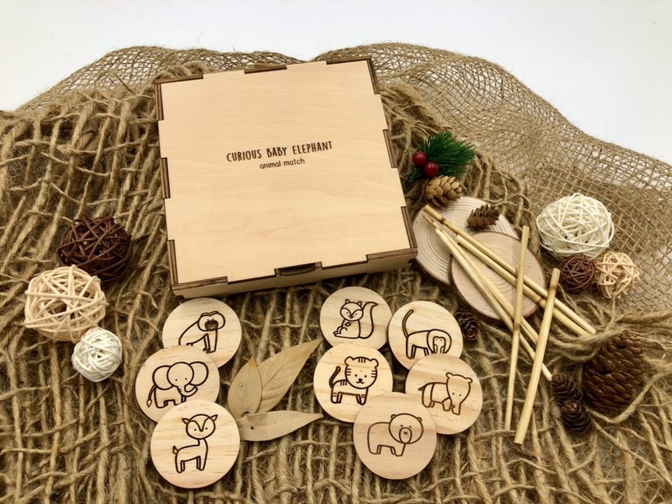 #SaveTheAnimals: Toy Set - Wooden Memory Animal Matching + Wooden Box + E-Learning Book about Animals