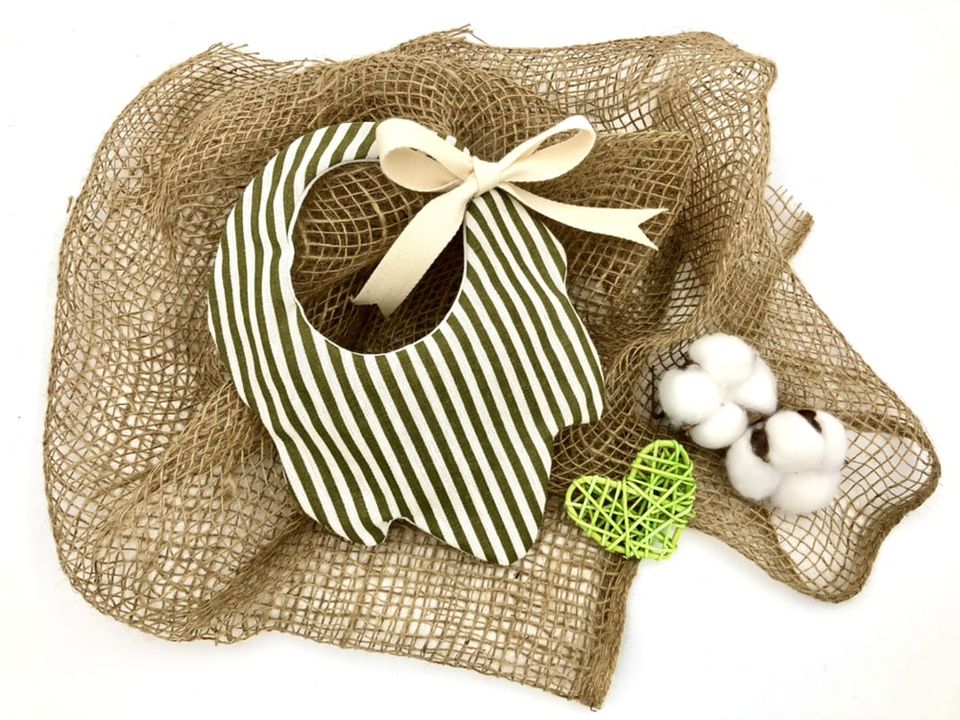 #SaveTheNature: Handmade Organic Baby Bib (Nature – Earth element) – Green