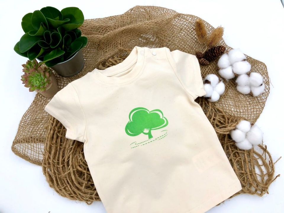 #SaveTheNature: ‘Plant A Tree’ – Organic Cotton Thermochromic T-Shirt (Short Sleeve) + Organic Cotton Bag