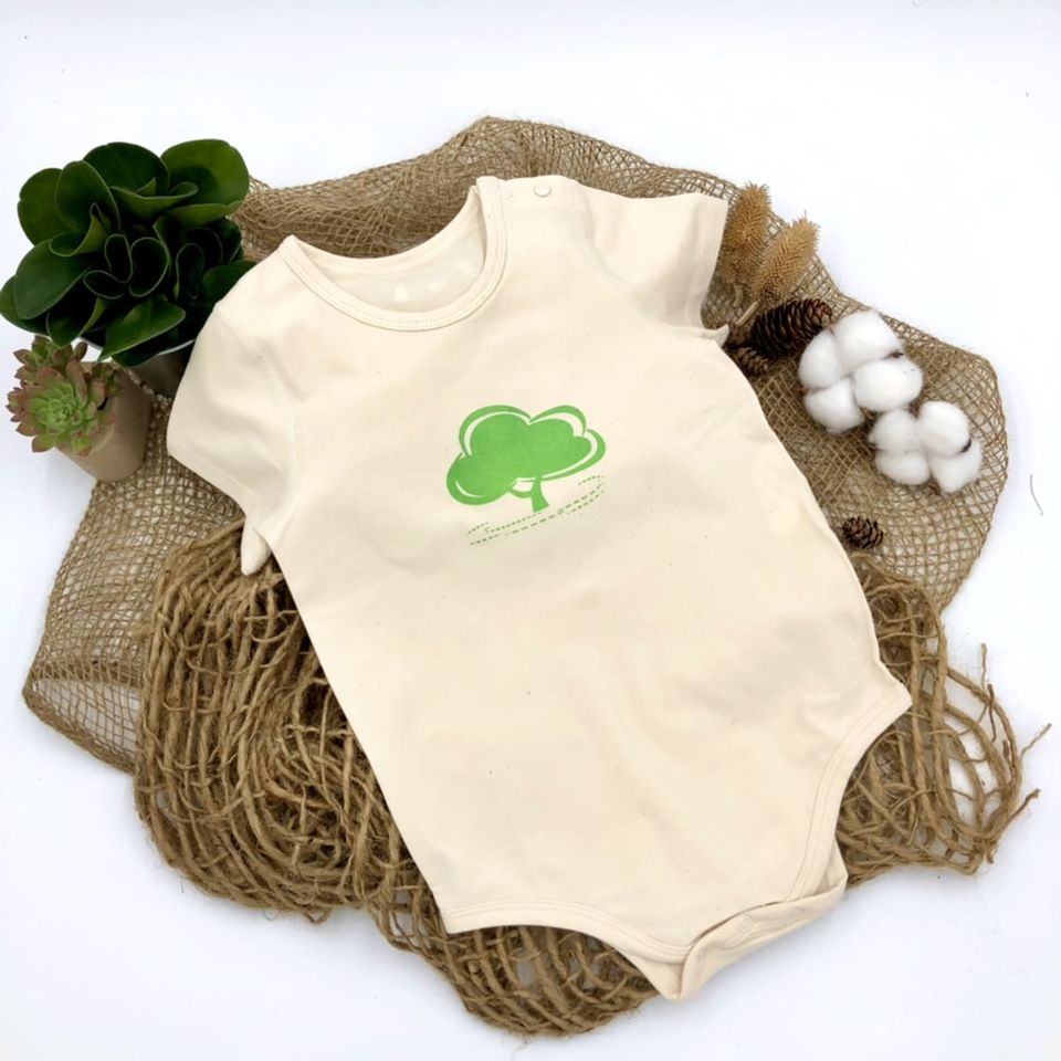 #SaveTheNature: ‘Plant A Tree’ – Organic Cotton Thermochromic Bodysuit (Short Sleeve) + Organic Cotton Bag