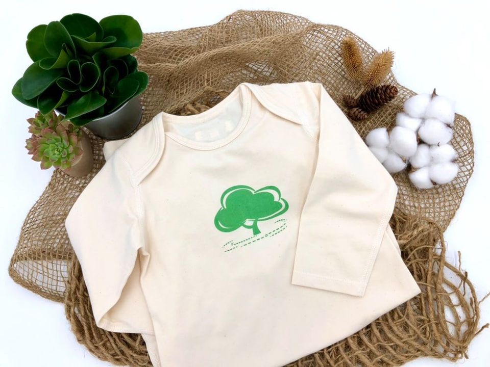 #SaveTheNature: ‘Plant A Tree’ – Organic Cotton Thermochromic Romper + Organic Cotton Bag